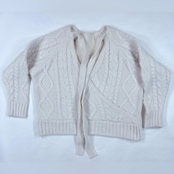 MANGO Sweater with slightly open back and a bow on the back. - Picture 4 of 7